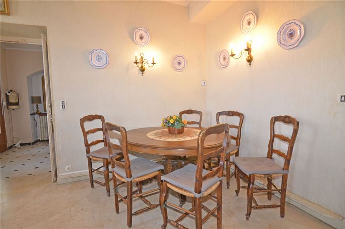 Image No.11-6 Bed House for sale