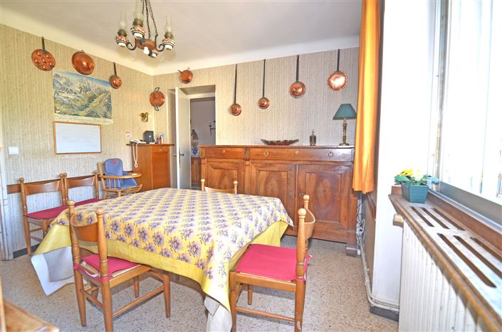 Image No.12-6 Bed House for sale