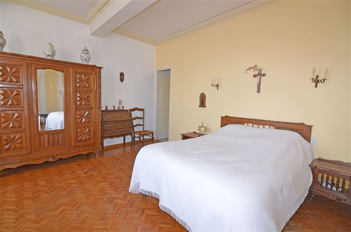 Image No.22-6 Bed House for sale