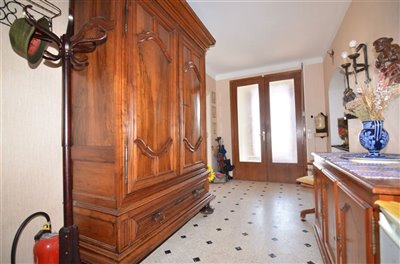 1305cahalldentre
