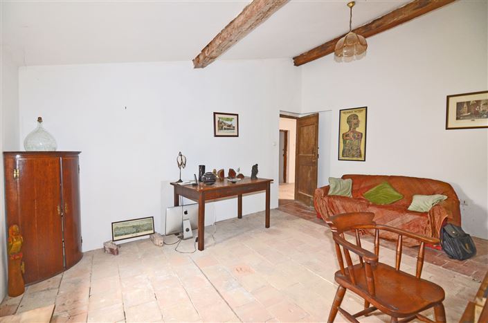 Image No.24-6 Bed House for sale