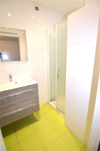 Image No.13-2 Bed House for sale