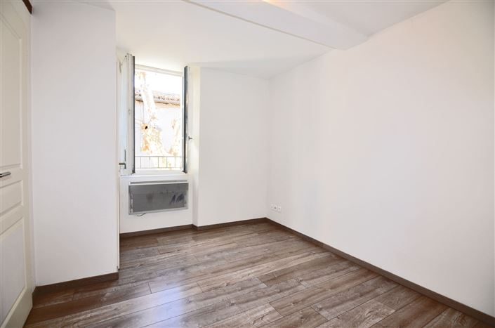 Image No.15-2 Bed House for sale