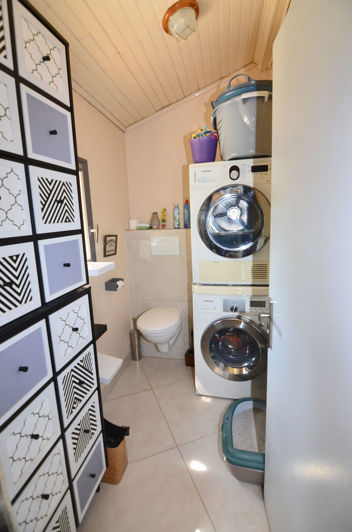 Image No.11-4 Bed House for sale