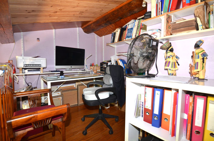 Image No.19-4 Bed House for sale