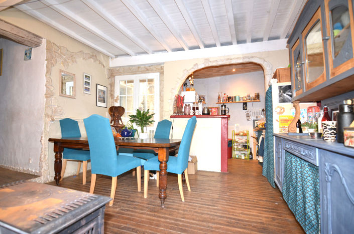 Image No.8-2 Bed House for sale