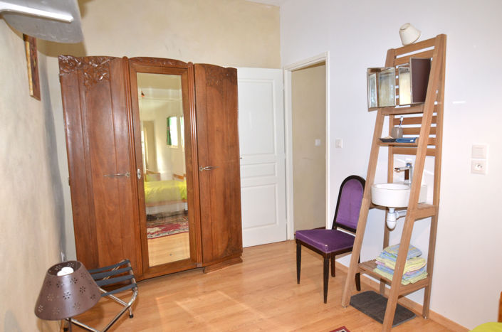 Image No.17-2 Bed House for sale