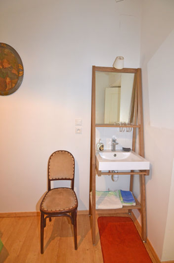 Image No.18-2 Bed House for sale