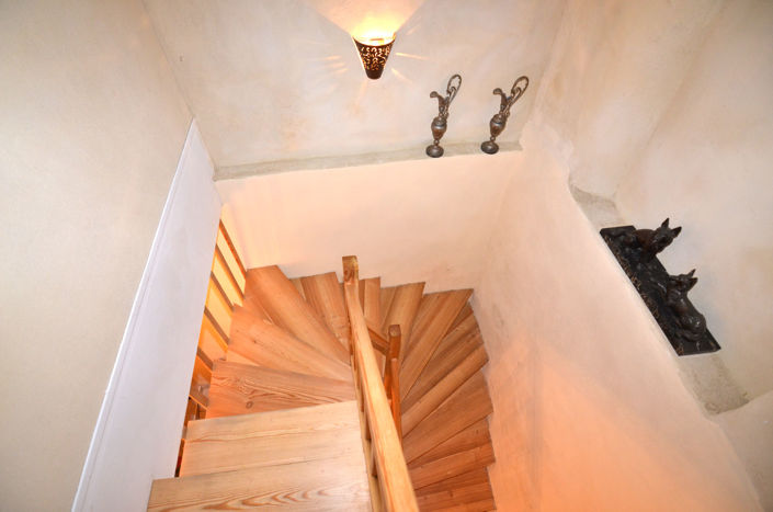 Image No.5-2 Bed House for sale