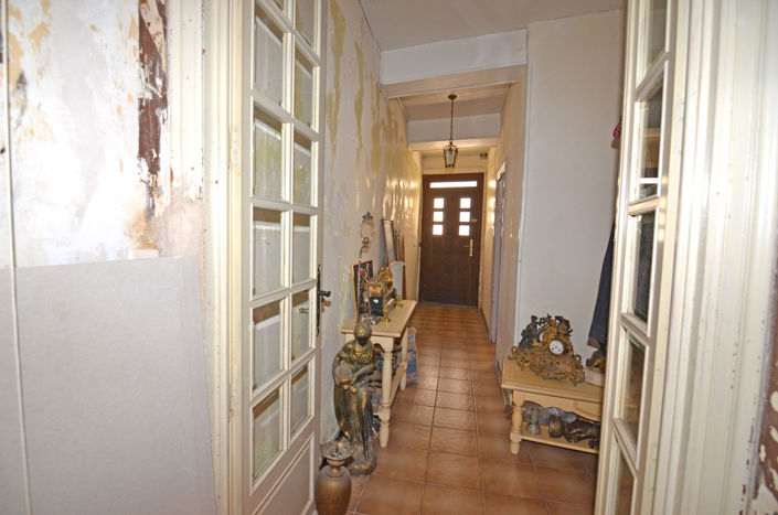 Image No.8-3 Bed House for sale