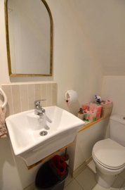 1361cashower