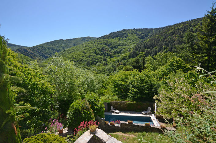 Image No.10-3 Bed House for sale