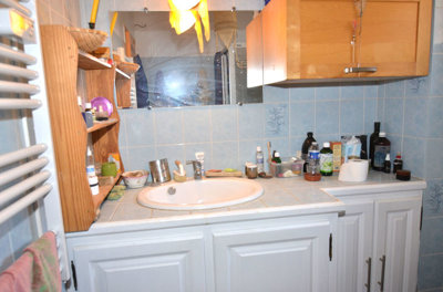 1364cashowerroom1
