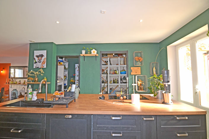 Image No.17-4 Bed House for sale