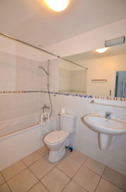 1373cabathroom