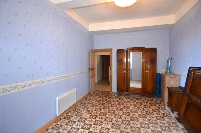 Image No.16-4 Bed House for sale