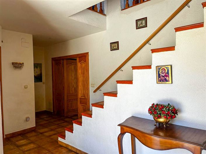 Image No.4-7 Bed Villa for sale