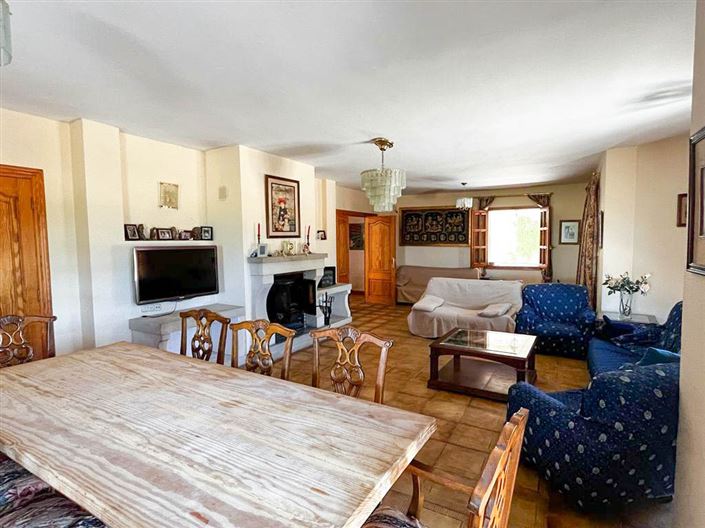 Image No.6-7 Bed Villa for sale