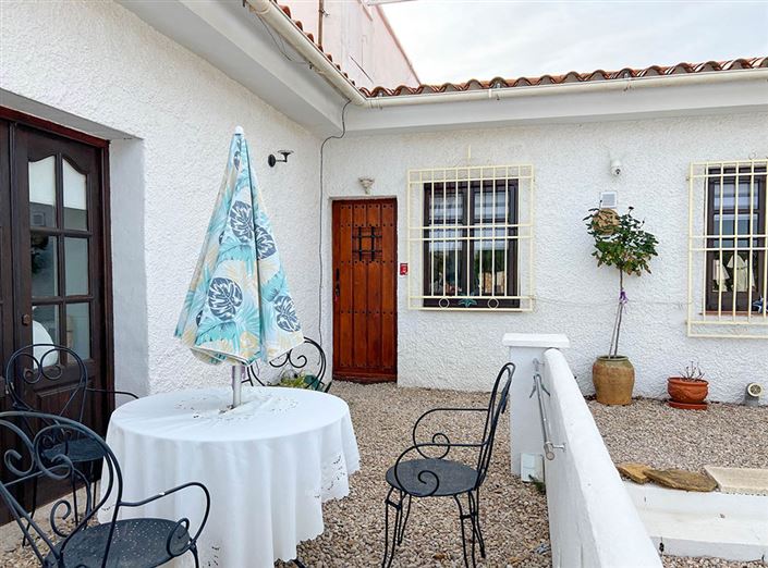 Image No.6-6 Bed Villa for sale