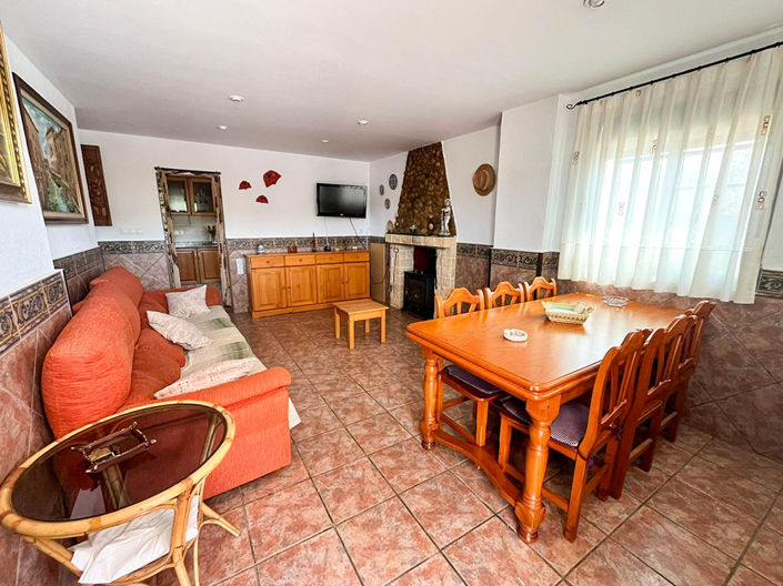 Image No.6-Villa de 2 chambres à vendre à Montroy