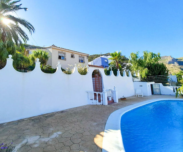 Image No.7-5 Bed Villa for sale