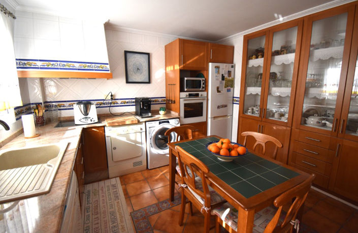 Image No.5-5 Bed Villa for sale