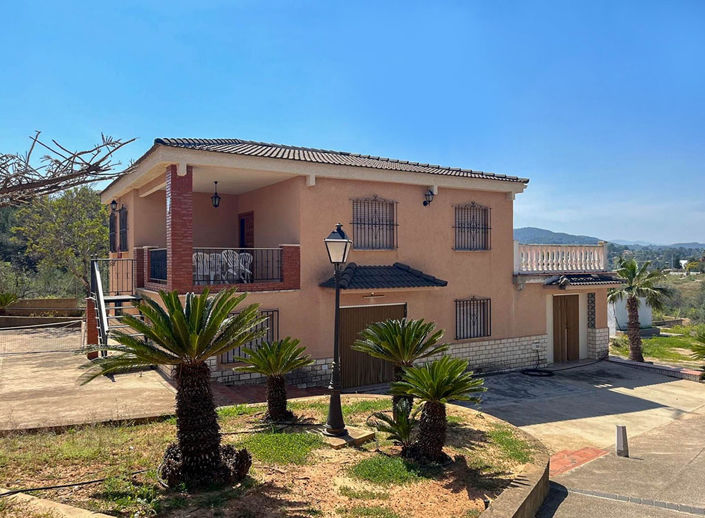 Image No.1-5 Bed Villa for sale