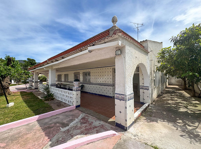 Image No.5-7 Bed Villa for sale