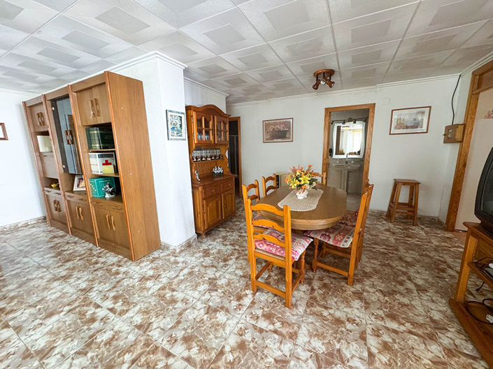 Image No.10-7 Bed Villa for sale