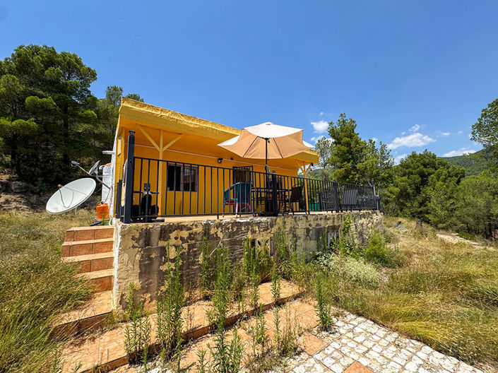 Image No.1-3 Bed Villa for sale