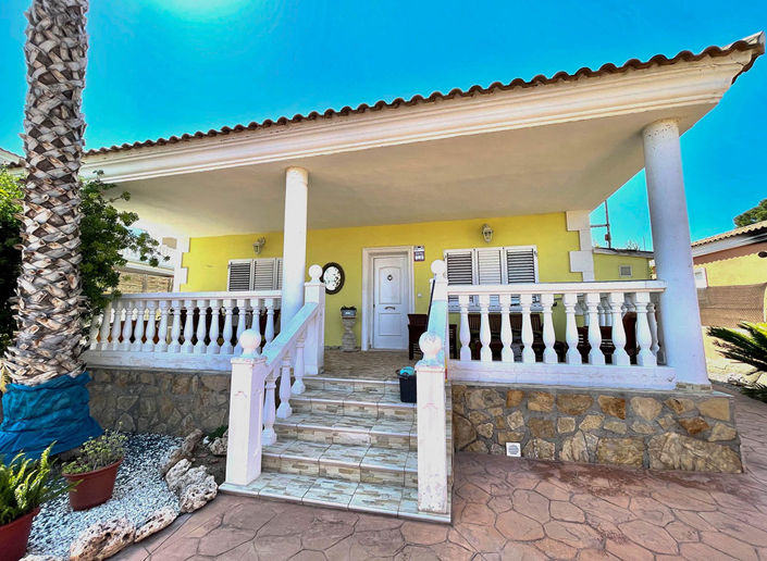 Image No.1-Villa de 3 chambres à vendre à Lliria