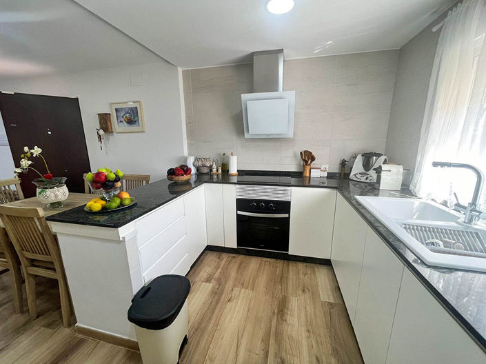 Image No.3-3 Bed Villa for sale