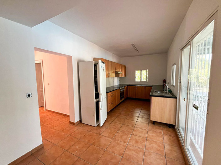 Image No.10-3 Bed Villa for sale