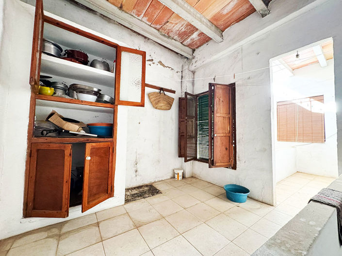 Image No.9-3 Bed Townhouse for sale