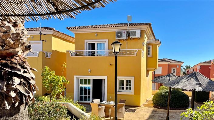 Image No.1-2 Bed Villa for sale