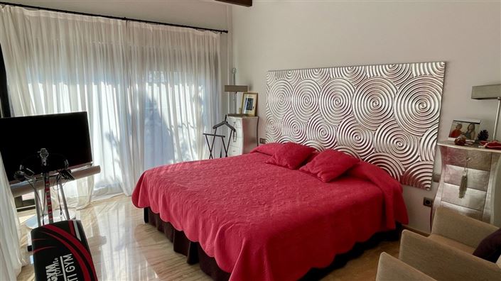 Image No.25-5 Bed Villa for sale