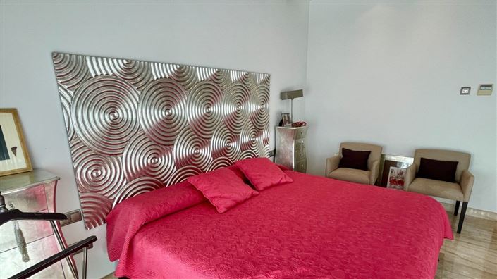 Image No.26-5 Bed Villa for sale