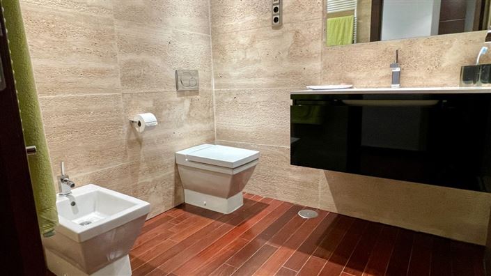 Image No.40-5 Bed Villa for sale