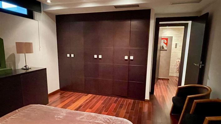 Image No.43-5 Bed Villa for sale