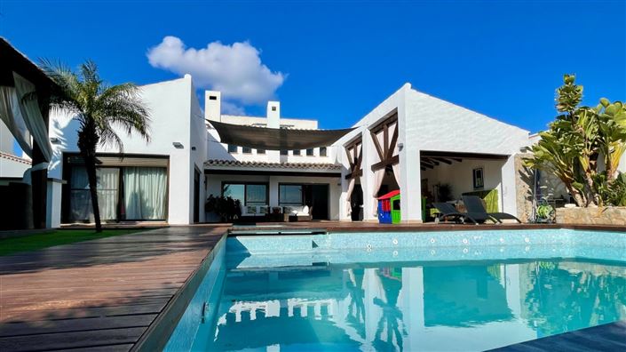 Image No.8-5 Bed Villa for sale