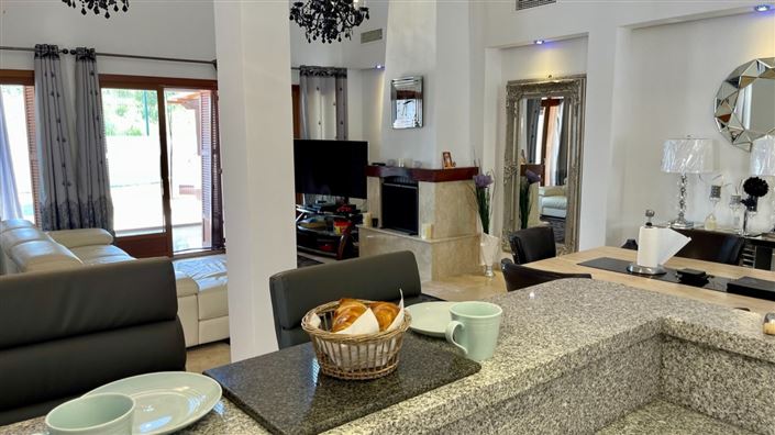 Image No.13-3 Bed Villa for sale