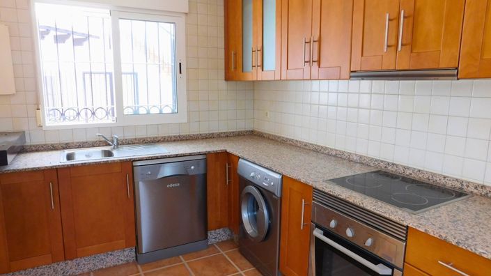 Image No.4-3 Bed Villa for sale