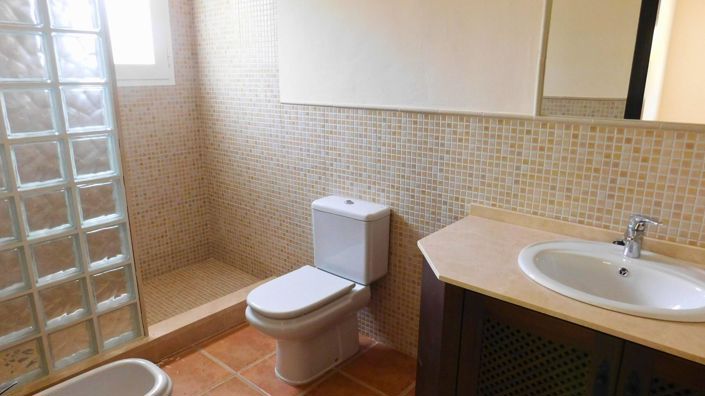 Image No.7-3 Bed Villa for sale