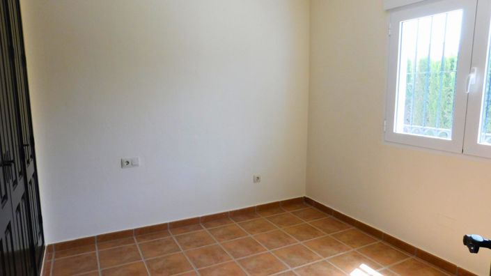 Image No.9-3 Bed Villa for sale