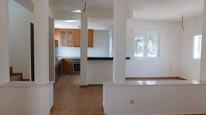 Image No.5-3 Bed Villa for sale