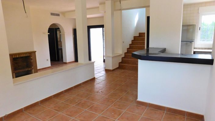 Image No.6-3 Bed Villa for sale