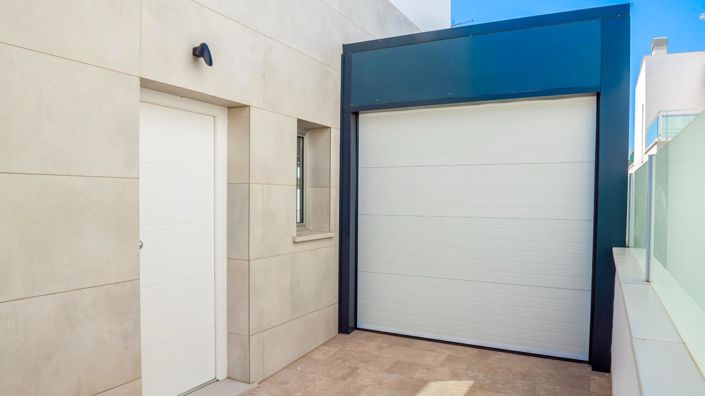 Image No.20-3 Bed Villa for sale