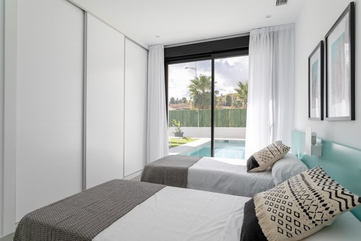 Image No.22-3 Bed Villa for sale