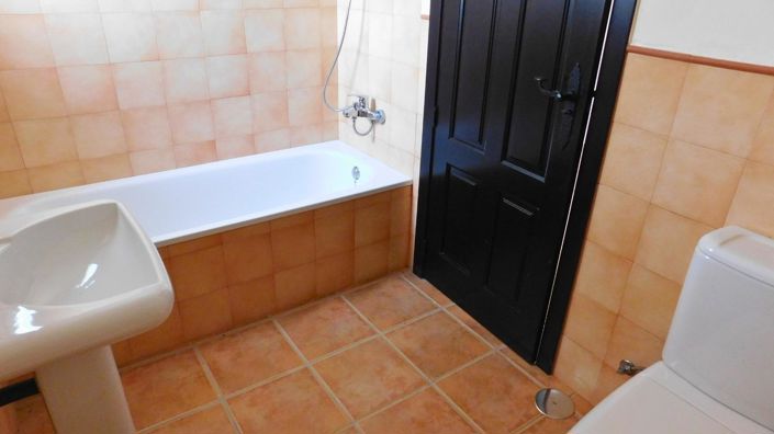 Image No.5-3 Bed Villa for sale