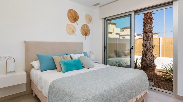 Image No.17-3 Bed Villa for sale